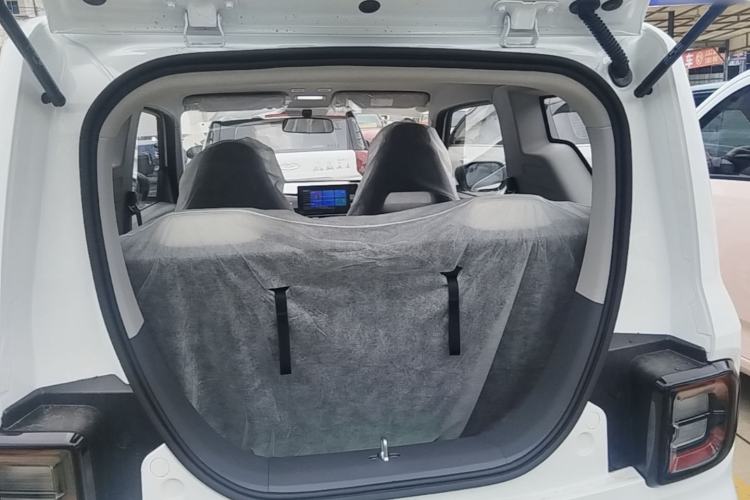 Used Geely Galaxy Panda 2025 210 km – Yuanqi Bear Trunk