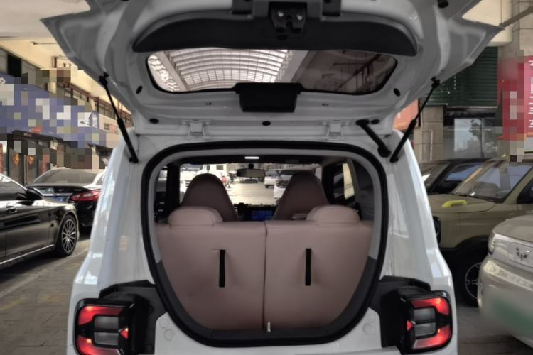 Used Geely Galaxy Panda 2025 210 km – Yuanqi Bear Trunk
