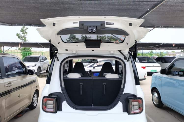 Used Geely Galaxy Panda 2025 210km Panda Kart Trunk