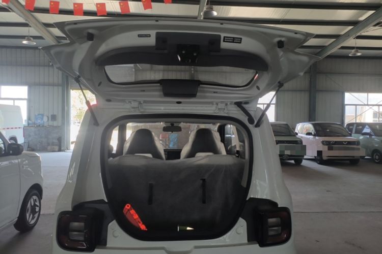 Used Geely Galaxy Panda 2025 210 km – Yuanqi Bear Trunk
