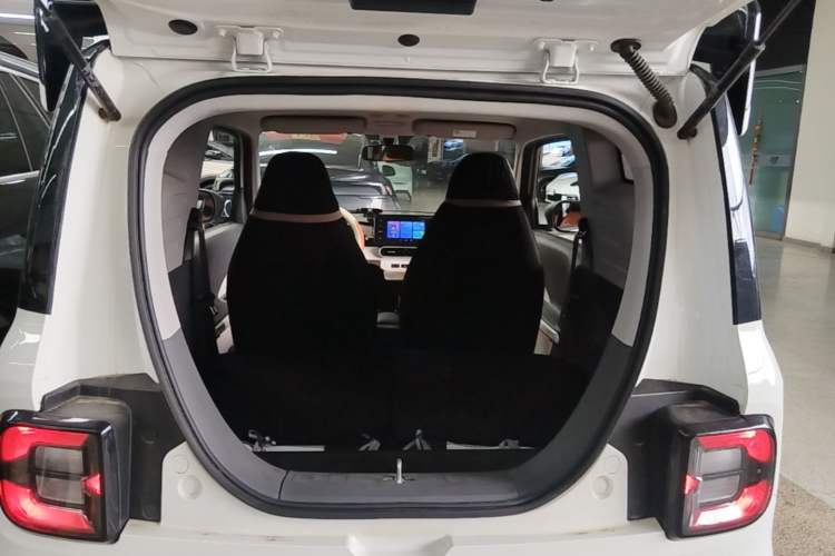 Used Geely Galaxy Panda 2025 210km Panda Kart Trunk