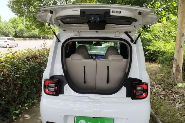 Used Geely Galaxy Panda 2025 210 km – Yuanqi Bear Trunk