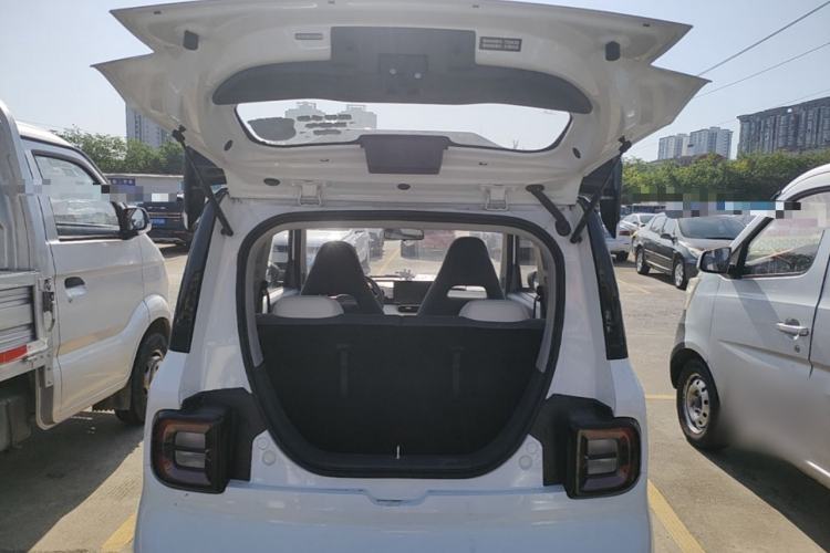 Used Geely Galaxy Panda 2025 210km Panda Kart Trunk