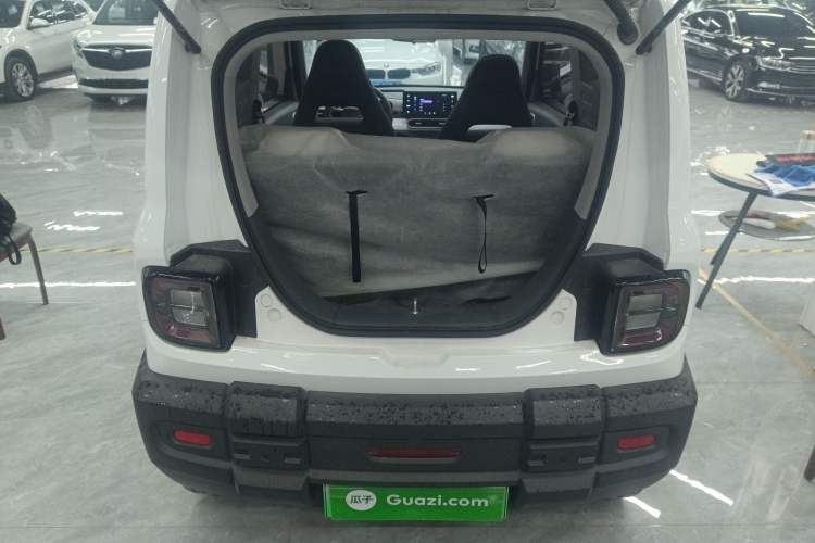 Used Geely Galaxy Panda 2025 210km Panda Rider Trunk