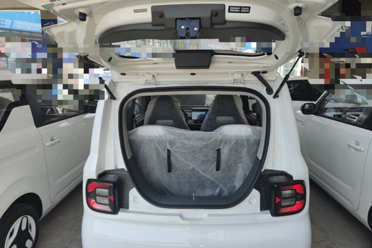 Used Geely Galaxy Panda 2025 210 km – Yuanqi Bear Trunk