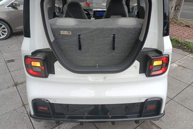 Used Geely Galaxy Panda 2025 210km Panda Kart Trunk