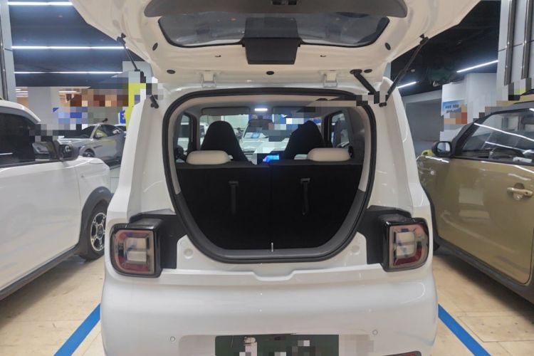 Used Geely Galaxy Panda 2025 210 km – Yuanqi Bear Trunk