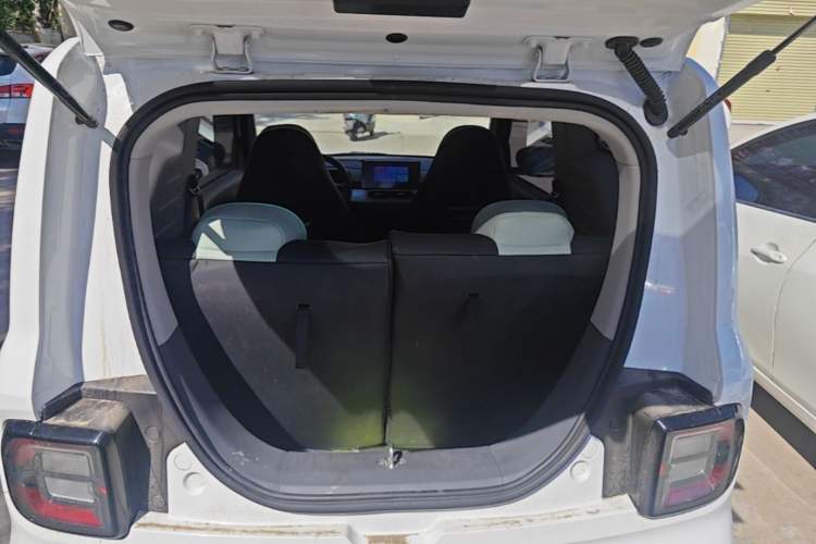 Used Geely Galaxy Panda 2025 210 km – Yuanqi Bear Trunk