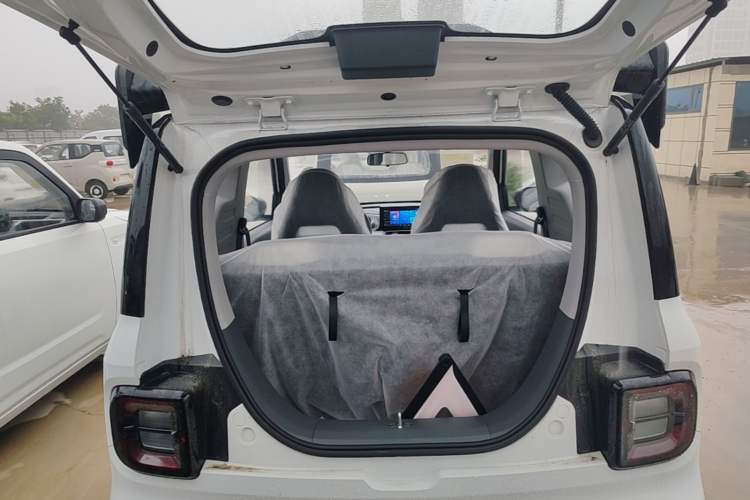 Used Geely Galaxy Panda 2025 210km Panda Kart Trunk