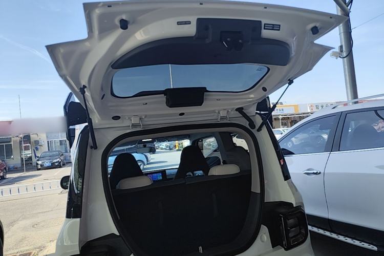 Used Geely Galaxy Panda 2025 210km Panda Kart Trunk