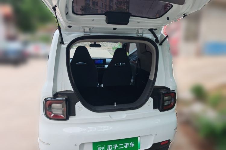 Used Geely Galaxy Panda 2025 210 km – Yuanqi Bear Trunk