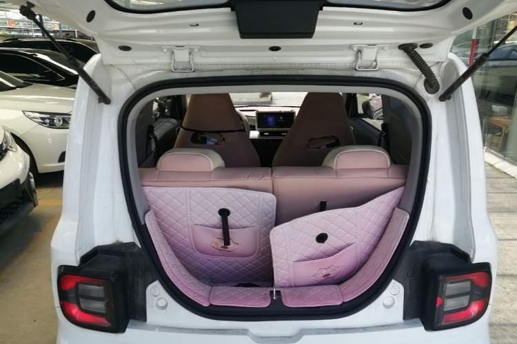 Used Geely Galaxy Panda 2025 210 km – Yuanqi Bear Trunk