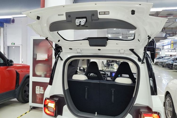 Used Geely Galaxy Panda 2025 210km Panda Kart Trunk