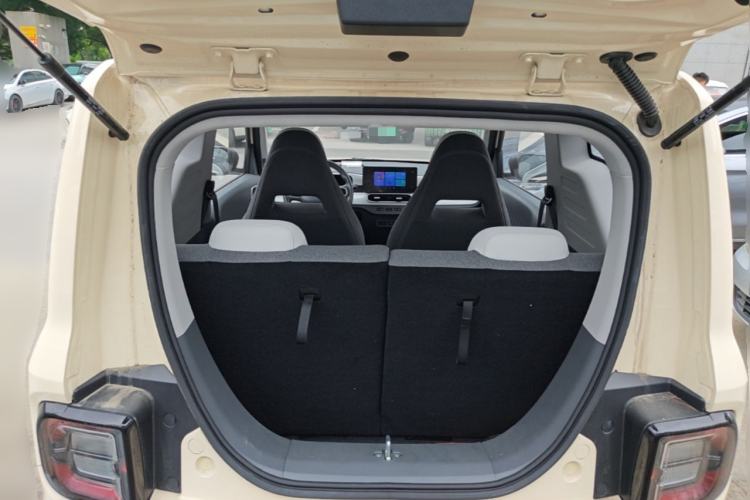 Used Geely Galaxy Panda 2025 210 km – Yuanqi Bear Trunk