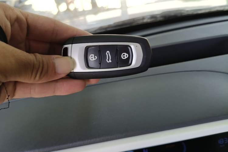 Used Geely Galaxy Panda 2025 210 km – Yuanqi Bear Vehicle Key