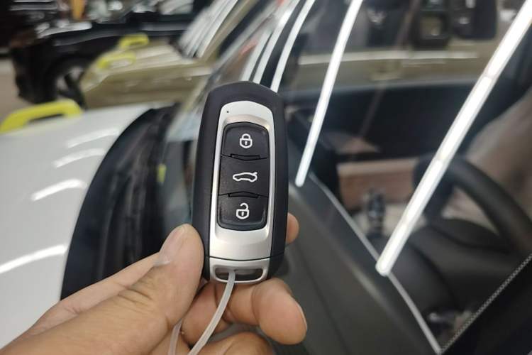 Used Geely Galaxy Panda 2025 210km Panda Rider Vehicle Key