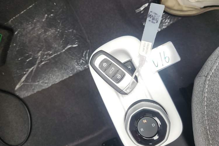 Used Geely Galaxy Panda 2025 210 km – Yuanqi Bear Vehicle Key