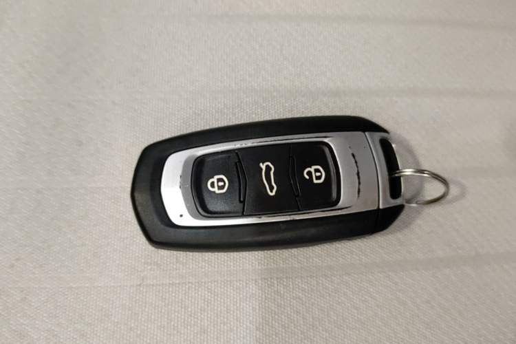 Used Geely Galaxy Panda 2025 210 km – Yuanqi Bear Vehicle Key