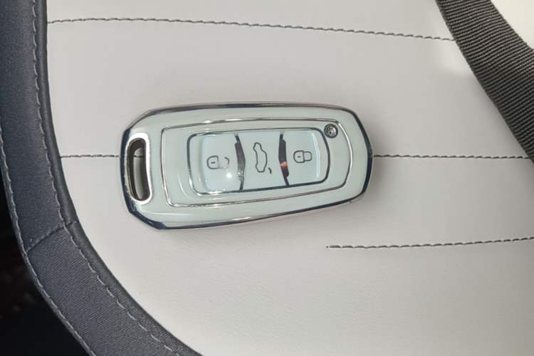 Used Geely Galaxy Panda 2025 210km Panda Kart Vehicle Key