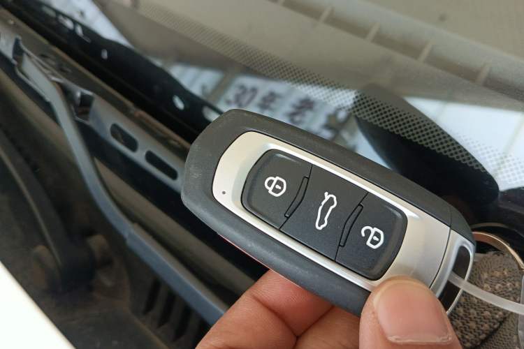 Used Geely Galaxy Panda 2025 210 km – Yuanqi Bear Vehicle Key