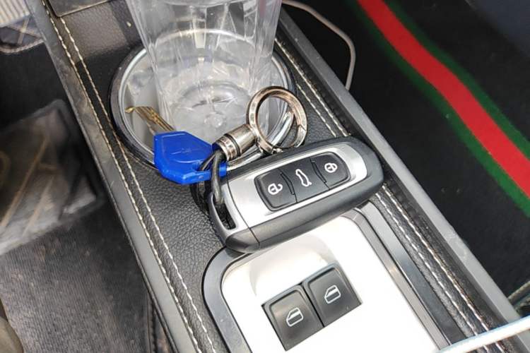 Used Geely Galaxy Panda 2025 210 km – Yuanqi Bear Vehicle Key