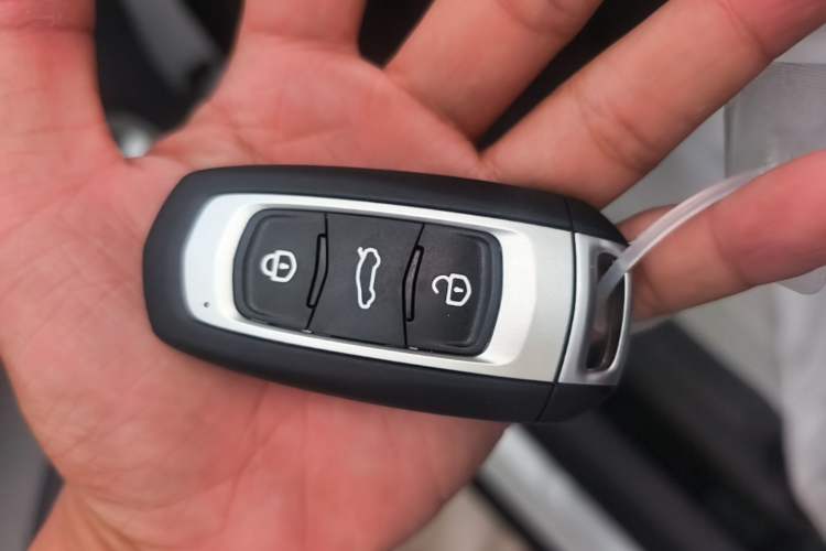 Used Geely Galaxy Panda 2025 210km Panda Rider Vehicle Key