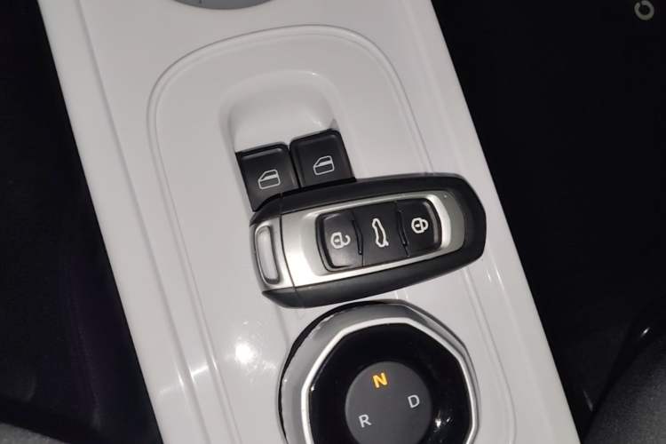 Used Geely Galaxy Panda 2025 210km Panda Rider Vehicle Key