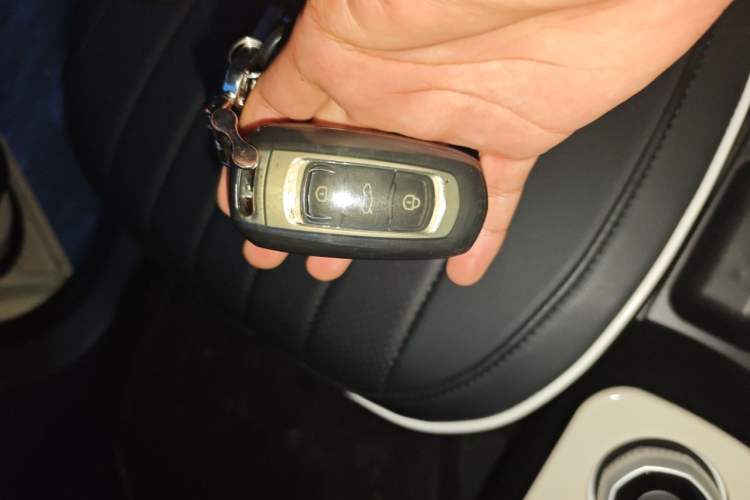 Used Geely Galaxy Panda 2025 210 km – Yuanqi Bear Vehicle Key