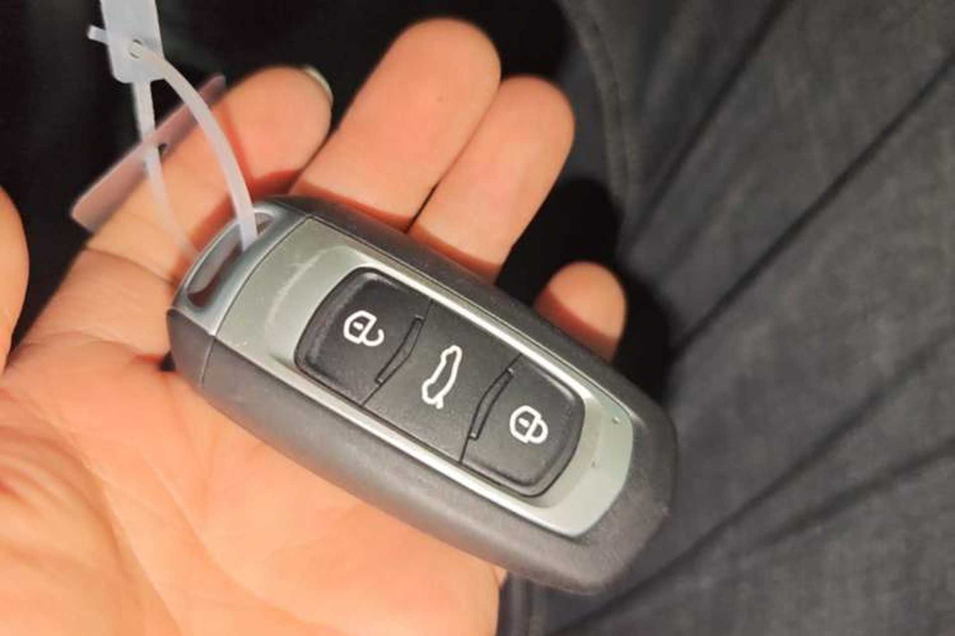 Used Geely Galaxy Panda 2025 210km Panda Kart Vehicle Key