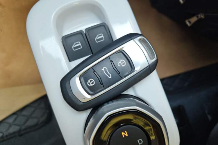 Used Geely Galaxy Panda 2025 210km Panda Kart Vehicle Key