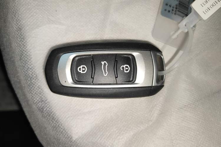 Used Geely Galaxy Panda 2025 210 km – Yuanqi Bear Vehicle Key