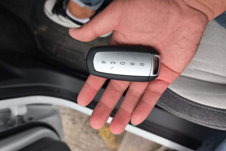 Used Geely Galaxy Panda 2025 210 km – Yuanqi Bear Vehicle Key