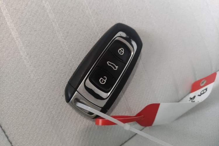 Used Geely Galaxy Panda 2025 210 km – Yuanqi Bear Vehicle Key