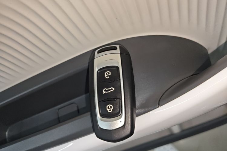 Used Geely Galaxy Panda 2025 210km Panda Rider Vehicle Key