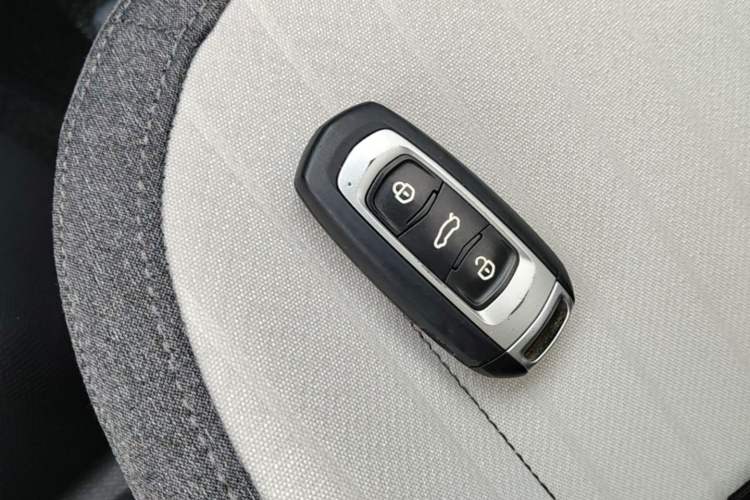 Used Geely Galaxy Panda 2025 210 km – Yuanqi Bear Vehicle Key