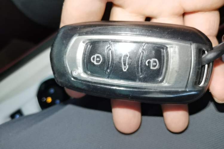 Used Geely Galaxy Panda 2025 210 km – Yuanqi Bear Vehicle Key