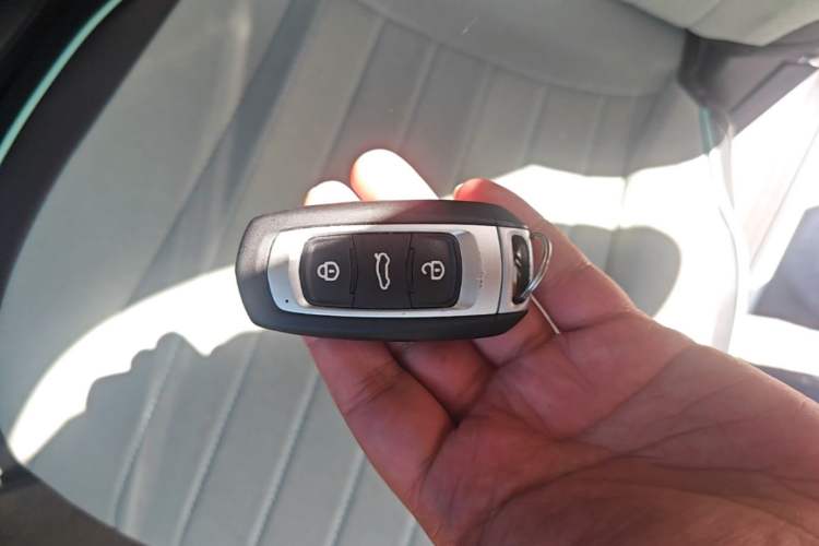 Used Geely Galaxy Panda 2025 210 km – Yuanqi Bear Vehicle Key