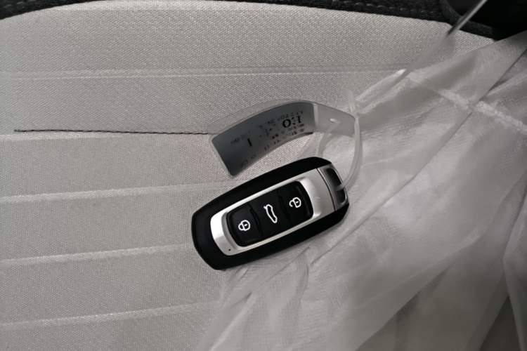 Used Geely Galaxy Panda 2025 210 km – Yuanqi Bear Vehicle Key