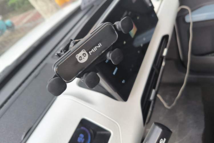 Used Geely Galaxy Panda 2025 210 km – Yuanqi Bear Vehicle Key