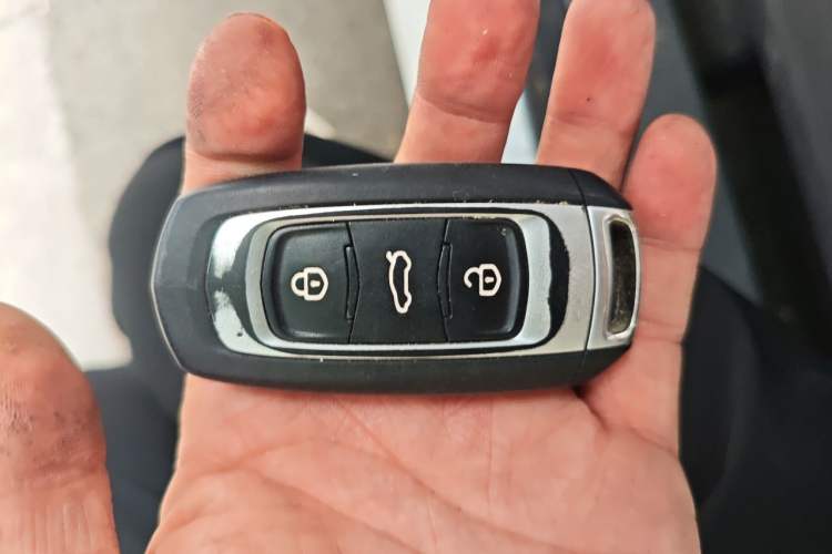 Used Geely Galaxy Panda 2025 210 km – Yuanqi Bear Vehicle Key