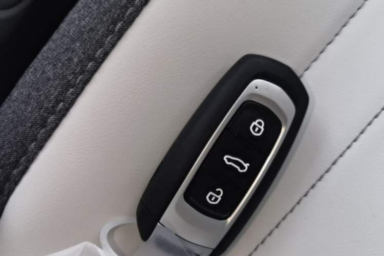 Used Geely Galaxy Panda 2025 210km Panda Kart Vehicle Key