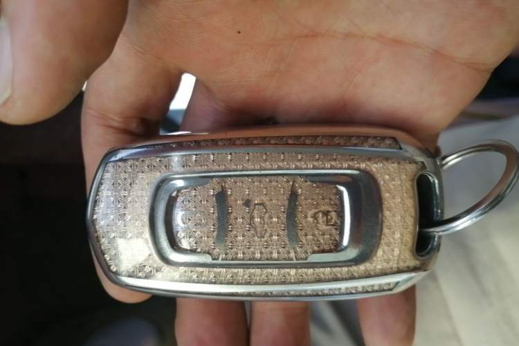 Used Geely Galaxy Panda 2025 210 km – Yuanqi Bear Vehicle Key