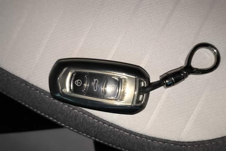Used Geely Galaxy Panda 2025 210 km – Yuanqi Bear Vehicle Key