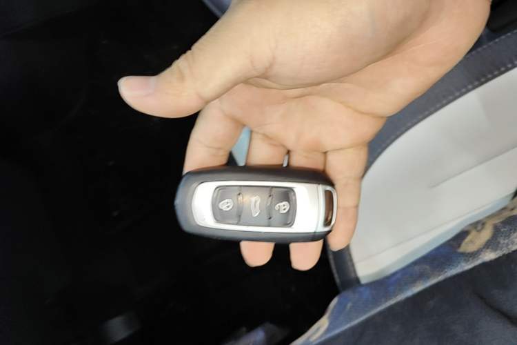 Used Geely Galaxy Panda 2025 210km Panda Kart Vehicle Key