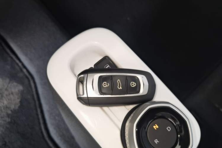 Used Geely Galaxy Panda 2025 210 km – Yuanqi Bear Vehicle Key