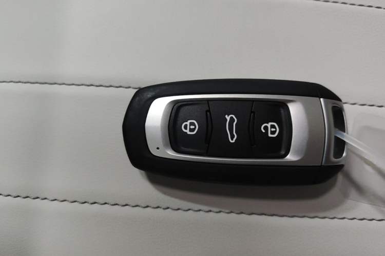 Used Geely Galaxy Panda 2025 210km Panda Rider Vehicle Key