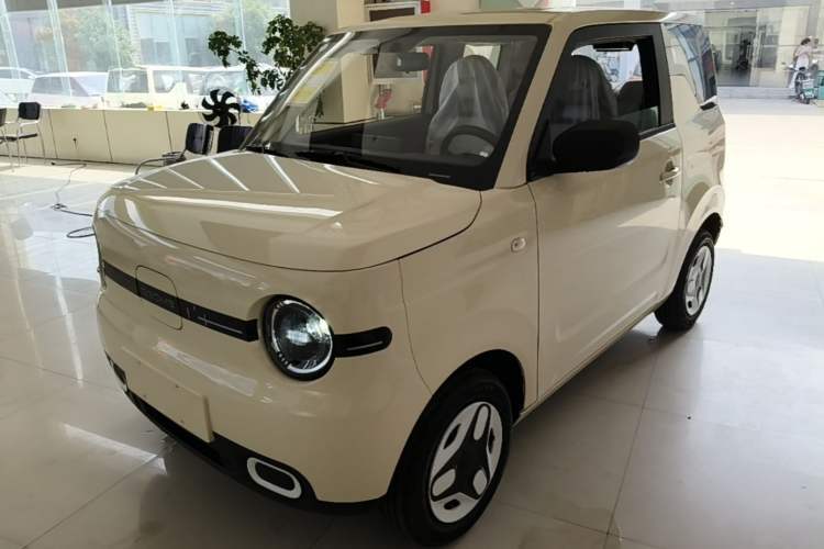Used Geely Galaxy Panda 2025 210 km – Yuanqi Bear Guazi used car, China used car export, Used car for sale, Used  cars, Cheapest cars for sale