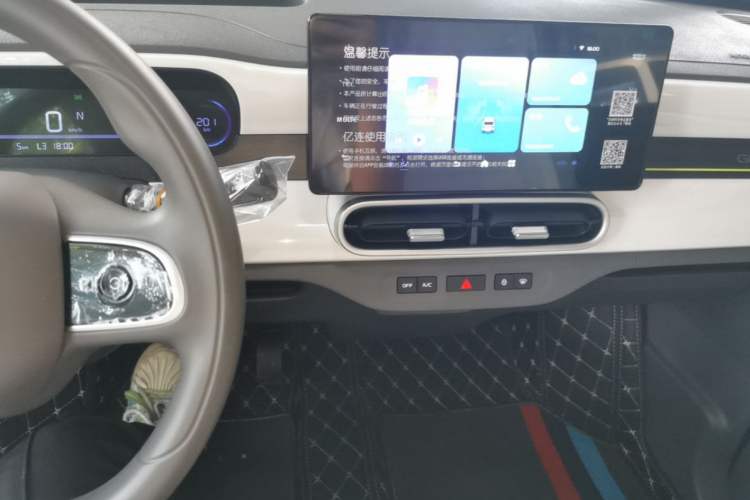 Used Geely Galaxy Panda 2025 210 km – Yuanqi Bear Audio And AC Panel
