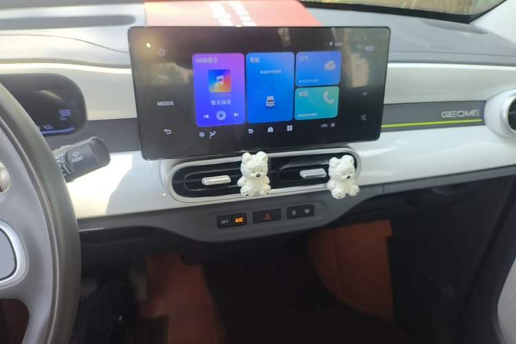 Used Geely Galaxy Panda 2025 210 km – Yuanqi Bear Audio And AC Panel