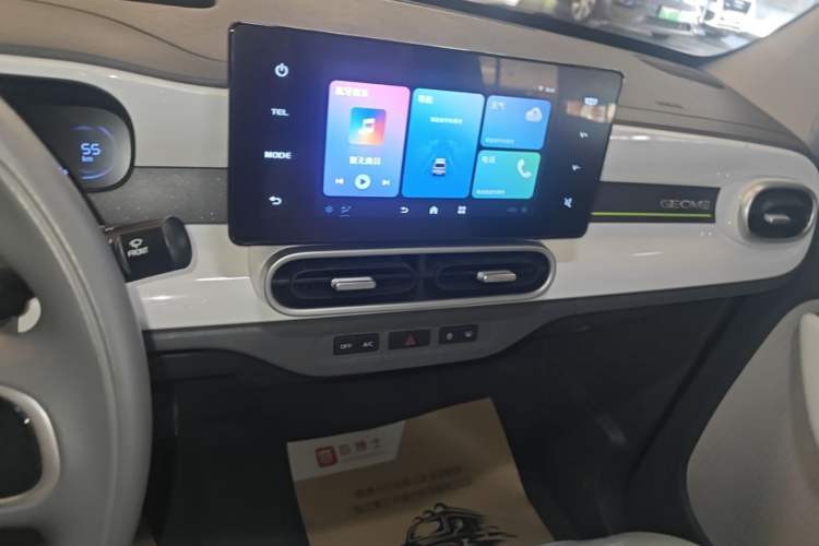 Used Geely Galaxy Panda 2025 210 km – Yuanqi Bear Audio And AC Panel